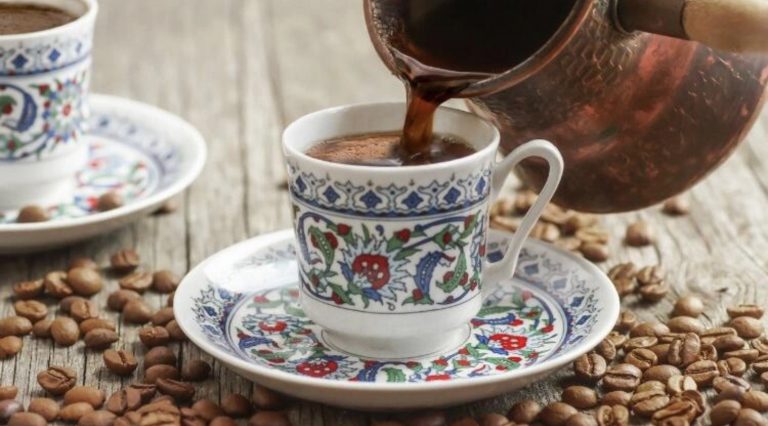 Türk Kahvesi Nasıl Demlenir?